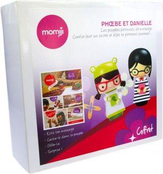 image : Coffret 2 figurines - Phoebe et Danielle - Poupes japonaises Kokeshi - Momiji